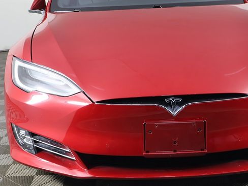 Used 2020 Tesla Model S Long Range Plus image 13