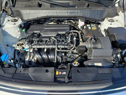 Used 2025 Hyundai Kona SEL FWD image 30