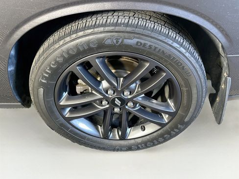 Used 2019 Dodge Challenger GT w/ Blacktop Package AWD/4WD image 11