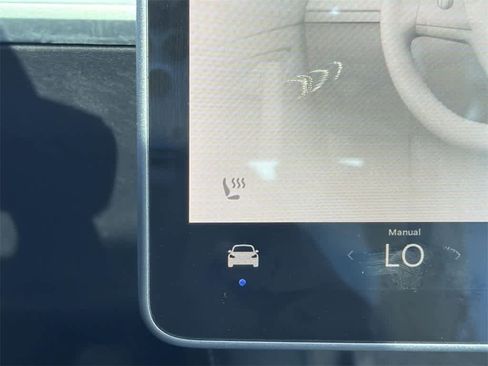 Used 2021 Tesla Model 3 Long Range image 23