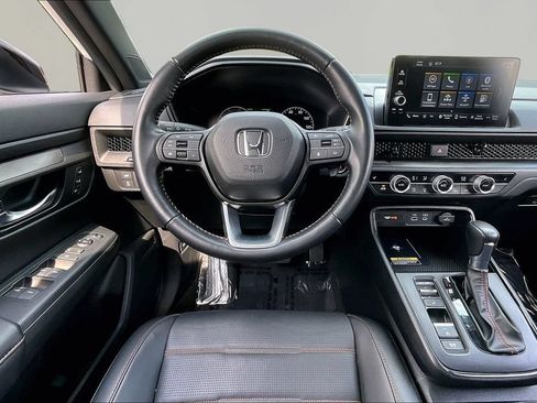 Certified 2025 Honda CR-V Sport-L image 8