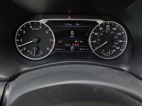 Used 2024 Nissan Sentra SV FWD image 23