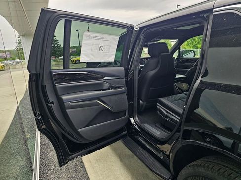 New 2026 Cadillac Escalade IQL Luxury AWD/4WD image 16