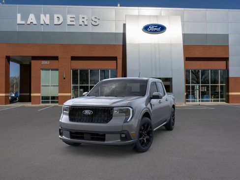 New 2025 Ford Maverick Lobo image 2