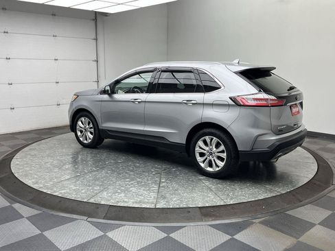 Used 2020 Ford Edge Titanium AWD/4WD image 2