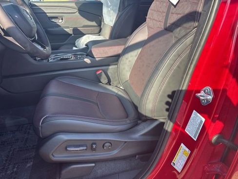 New 2026 Honda Pilot Black Edition image 15