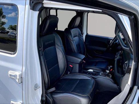 Used 2021 Jeep Wrangler Unlimited Sahara AWD/4WD image 22