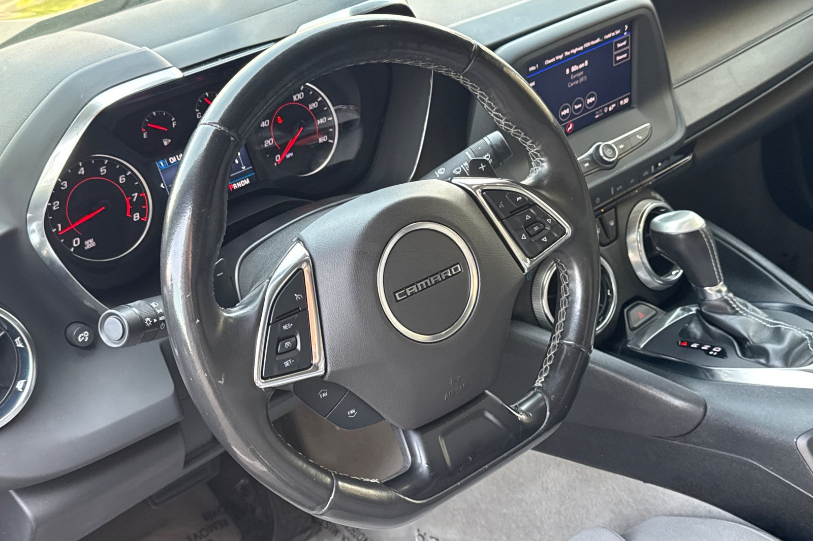 Used 2023 Chevrolet Camaro LT RWD image 18