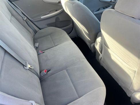 Used 2011 Toyota Corolla LE image 22