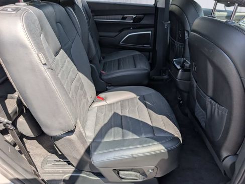 Used 2023 Kia Telluride SX AWD/4WD image 10