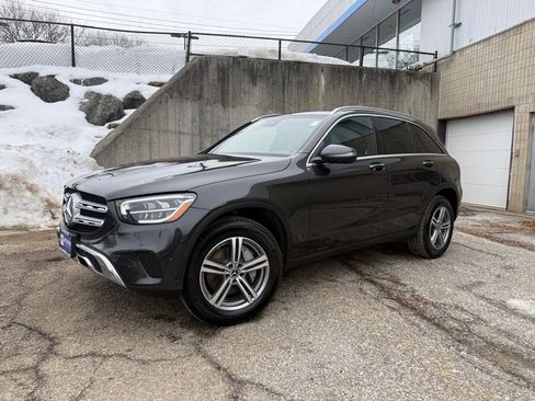 Used 2022 Mercedes-Benz GLC 300 4MATIC image 1