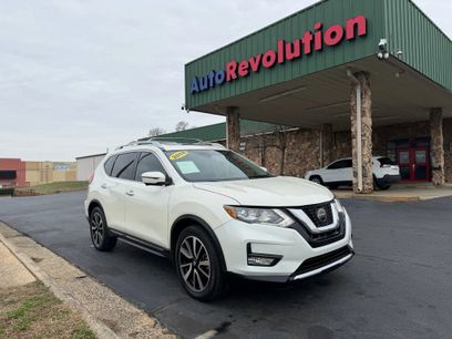 Used 2018 Nissan Rogue SL w/ Premium Package