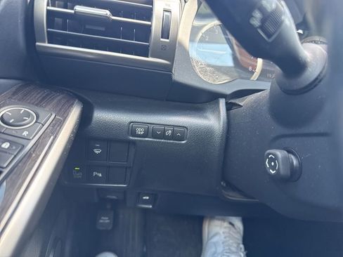 Used 2014 Lexus IS 250 AWD w/ Luxury Package w/Gray Wood image 26