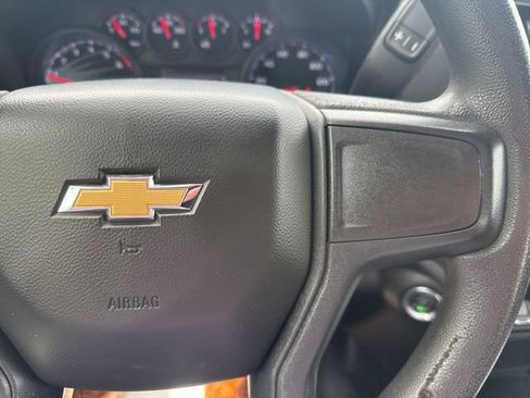 Used 2022 Chevrolet Silverado 1500 W/T w/ Trailering Package AWD/4WD image 18