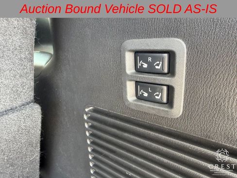 Used 2015 INFINITI QX80 4WD w/ Deluxe Technology Package image 26