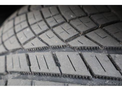 Used 2013 Mercedes-Benz C 300 4MATIC Sedan image 17