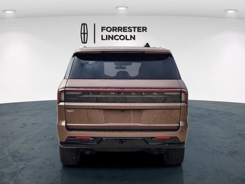 New 2025 Lincoln Navigator Black Label image 4