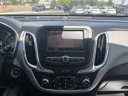 Used 2024 Chevrolet Equinox LT AWD/4WD image 22
