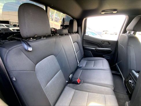 Used 2023 Chevrolet Colorado Trail Boss w/ Technology Package AWD/4WD image 18