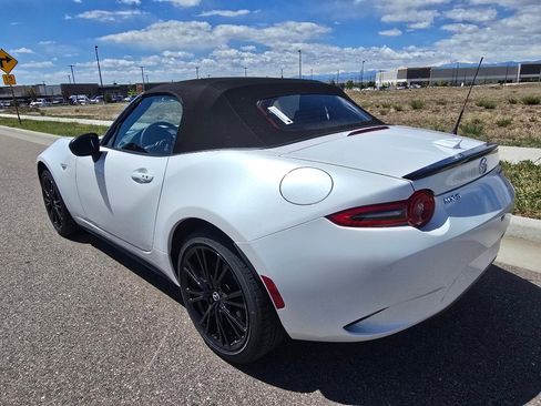 New 2026 MAZDA MX-5 Miata Club RWD image 3