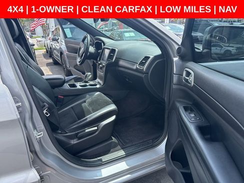 Used 2018 Jeep Grand Cherokee Altitude AWD/4WD image 20