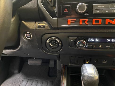 Used 2025 Nissan Frontier PRO-4X w/ Tow Package AWD/4WD image 42