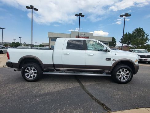 Used 2018 RAM 2500 Longhorn AWD/4WD image 3