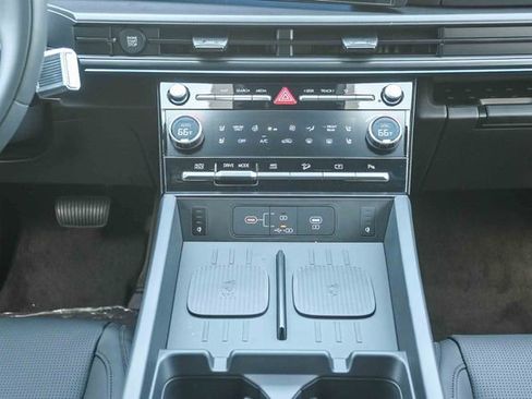 New 2026 Hyundai Santa Fe Calligraphy AWD/4WD image 15