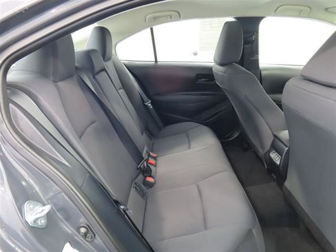 Used 2025 Toyota Corolla LE FWD image 28