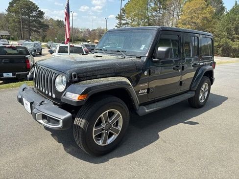 Used 2023 Jeep Wrangler Unlimited Sahara w/ Cold Weather Group image 3