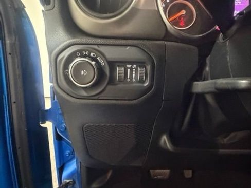 Certified 2022 Jeep Wrangler Unlimited Sport AWD/4WD image 23