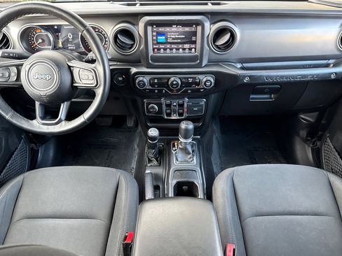 Used 2021 Jeep Wrangler Unlimited Sport image 15