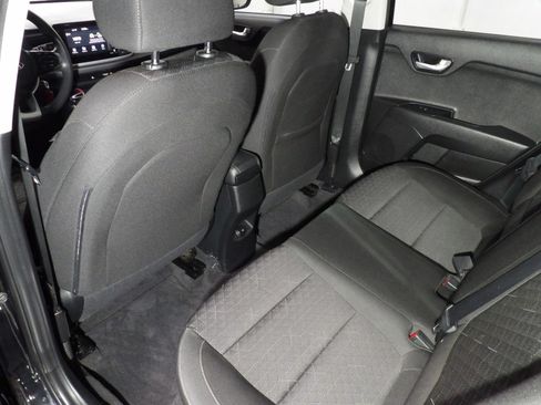 Used 2020 Kia Rio S FWD image 9