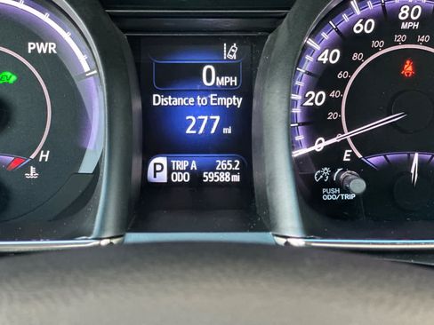 Used 2016 Toyota Avalon Limited w/ Protection Package FWD image 25
