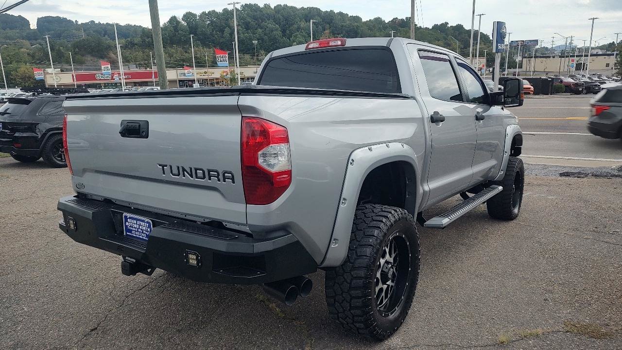 Used 2016 Toyota Tundra SR5 w/ SR5 Upgrade Package AWD/4WD image 2
