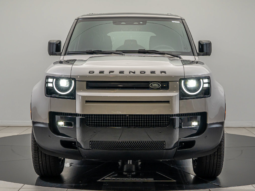 New 2026 Land Rover Defender 110 S AWD/4WD image 2