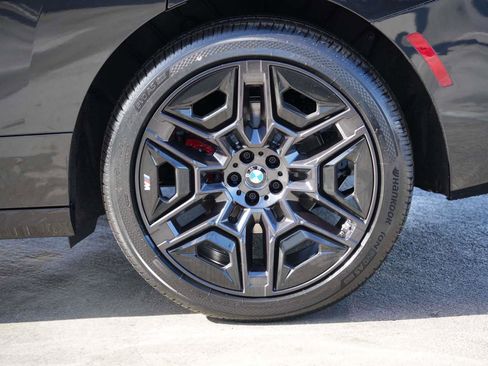 New 2026 BMW iX xDrive60 w/ M Sport Package image 5