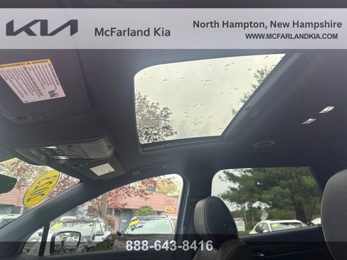 Used 2023 Buick Enclave Avenir w/ Avenir Technology Package AWD/4WD image 27