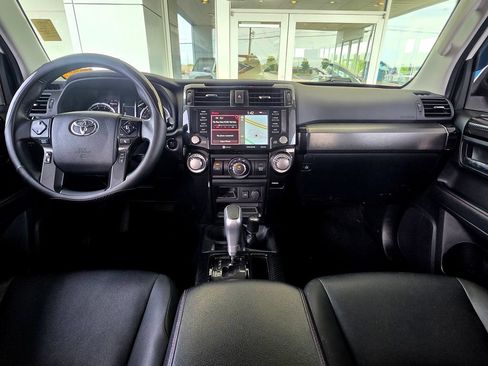 Used 2021 Toyota 4Runner TRD Off-Road Premium w/ Moonroof Package AWD/4WD image 16