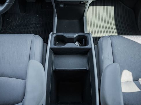 Used 2018 Honda Odyssey LX image 22