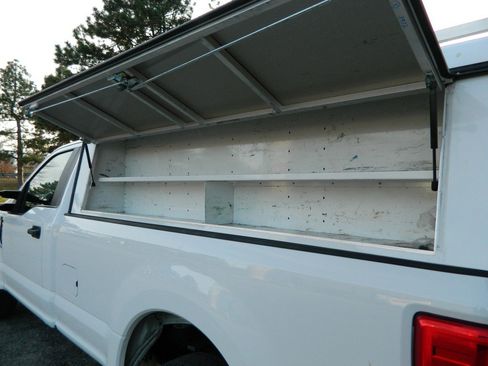 Used 2019 Ford F350 XL w/ Power Equipment Group image 7