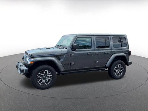 Used 2025 Jeep Wrangler Unlimited Sahara AWD/4WD image 6