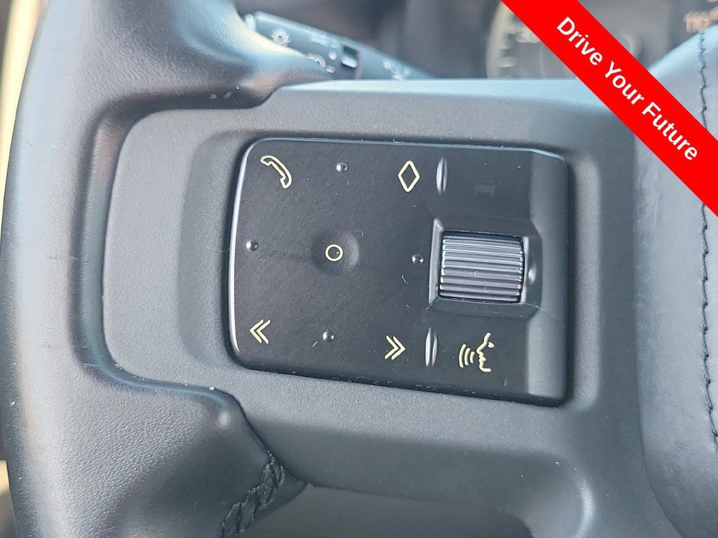 Used 2023 Land Rover Defender 110 X AWD/4WD image 5