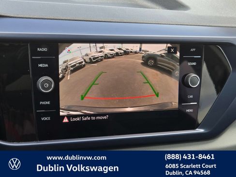 Certified 2023 Volkswagen Taos SE w/ Panoramic Sunroof Package FWD image 15