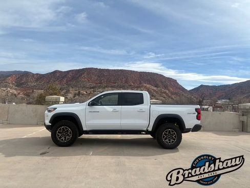 New 2026 Chevrolet Colorado ZR2 w/ Technology Package image 4