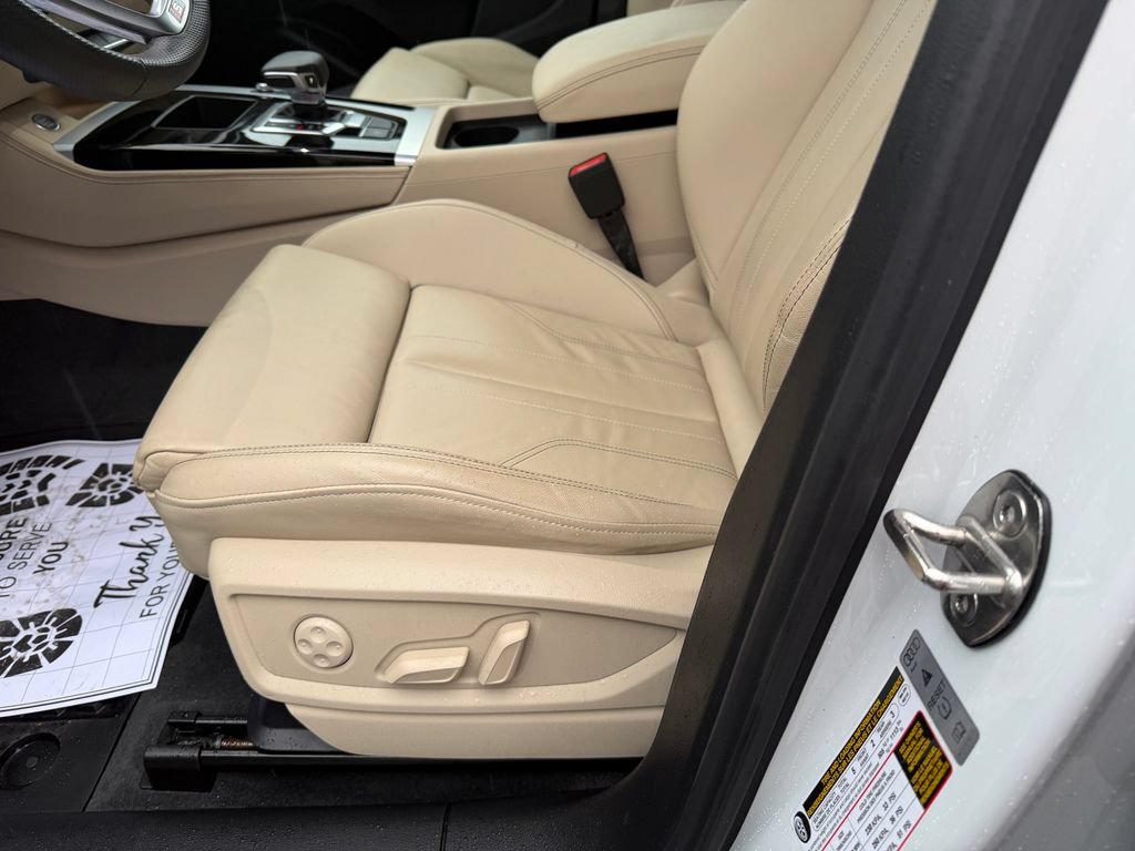 Used 2024 Audi Q5 2.0T Premium Plus AWD/4WD image 12