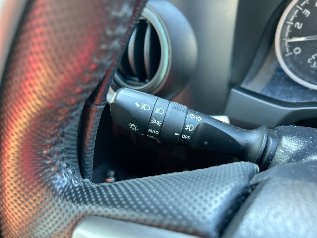 Used 2022 Toyota Tacoma SR5 RWD image 21