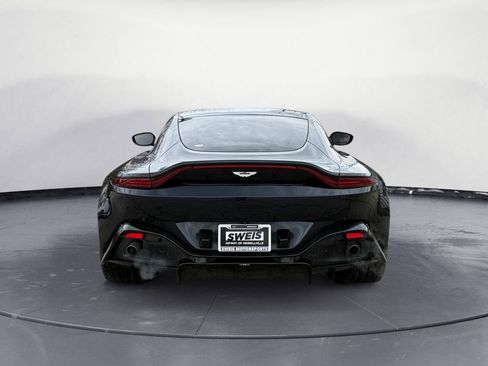 Used 2019 Aston Martin V8 Vantage Coupe RWD image 18