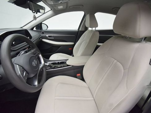 Used 2023 Hyundai Sonata SE w/ Cargo Package FWD image 12