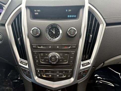 Used 2011 Cadillac SRX Luxury AWD/4WD image 40